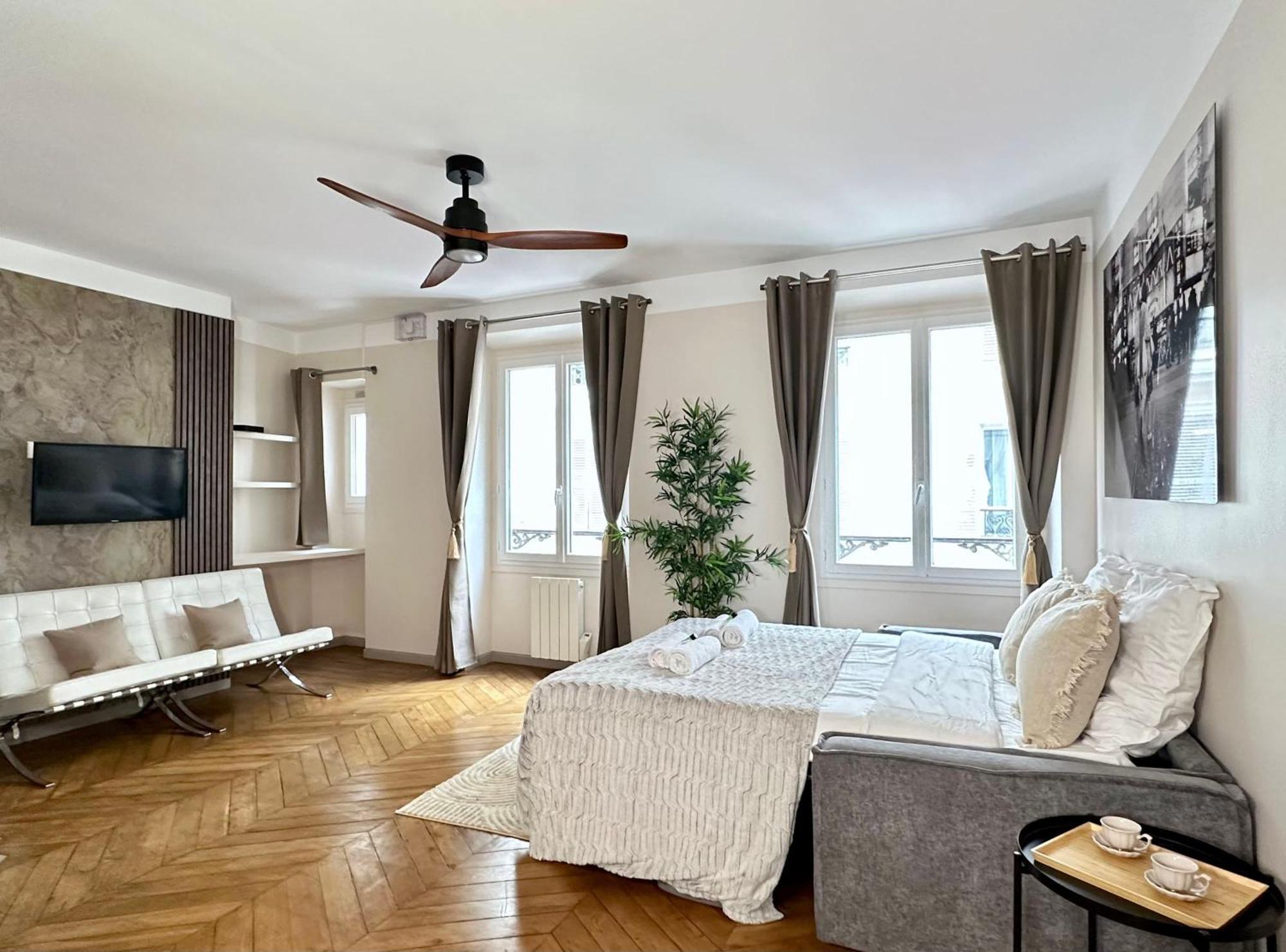 Appartamento 1581 Typical Luxurious Parisian Getaway *
